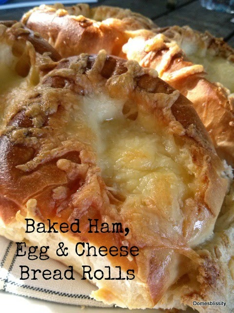 Baked ham, egg & cheese bread rolls