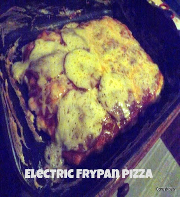 Electric Frypan Pizza