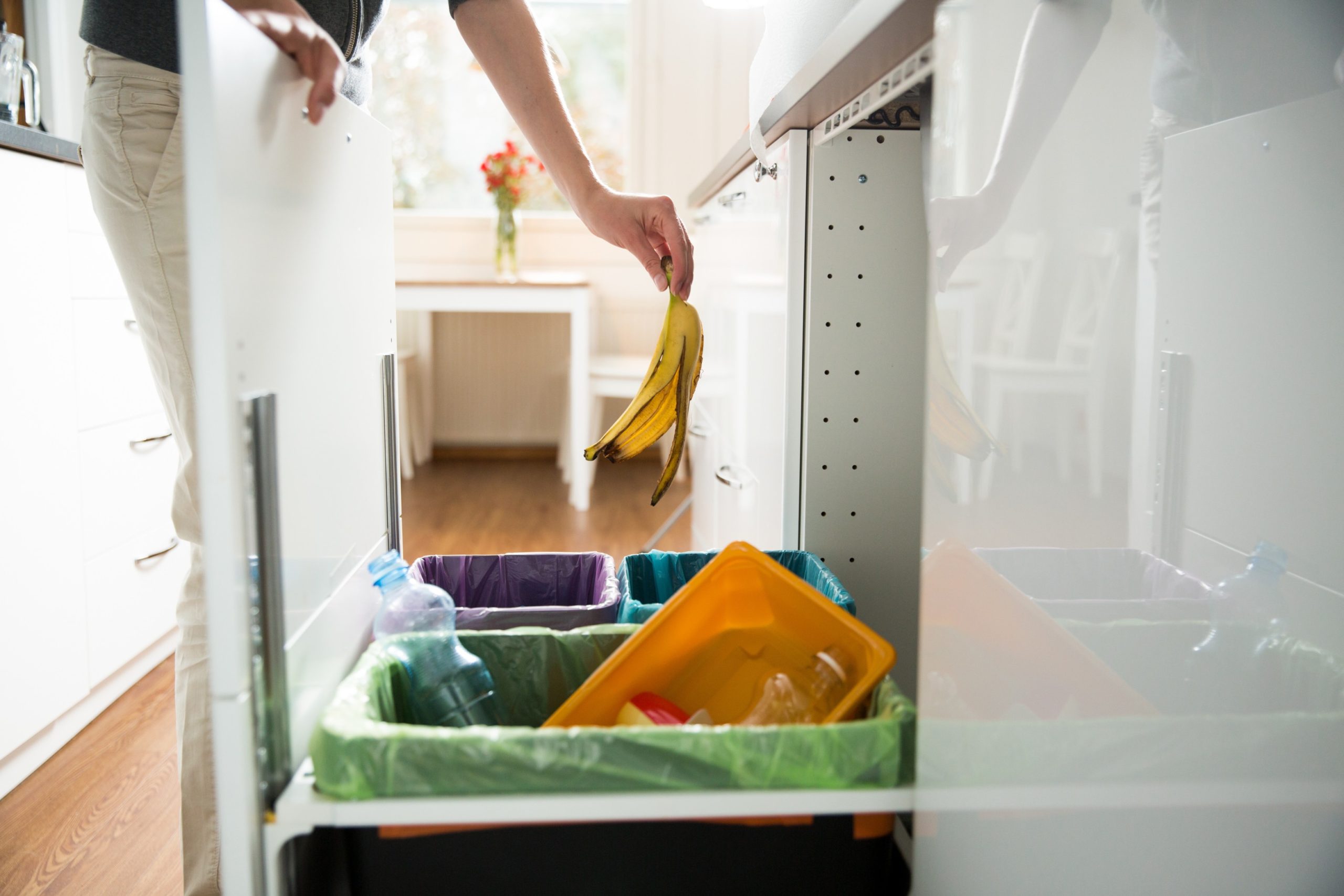 How To Efficiently Handle Rubbish At Home