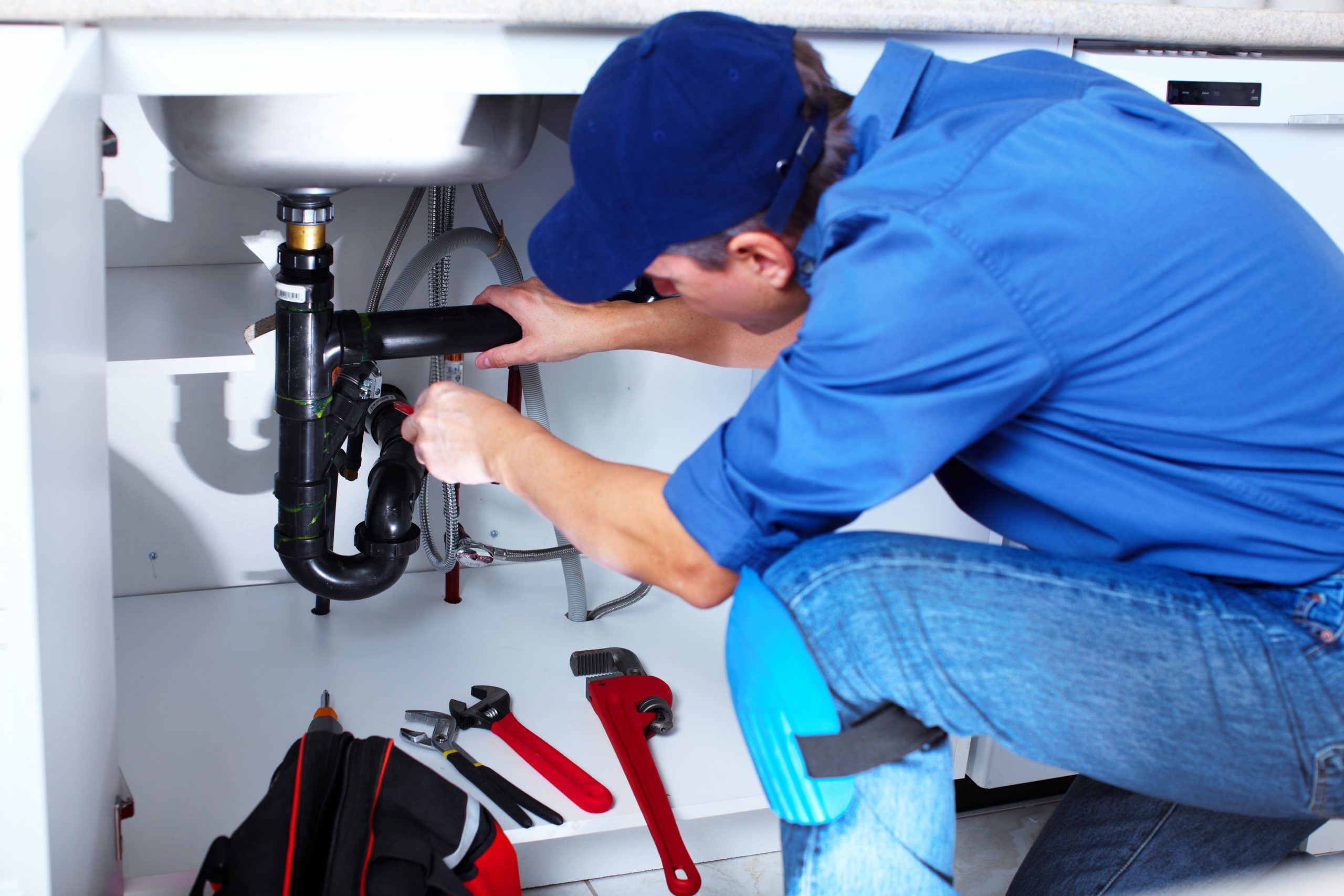3 Plumbing Priorities Before You Leave for Vacation